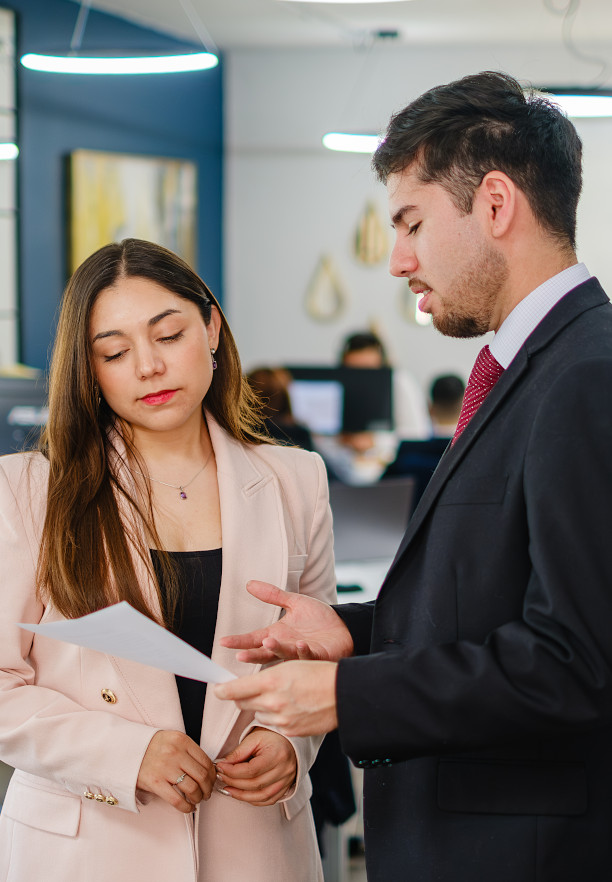 Oficina moderna del estudio jurídico Ruiz Salazar